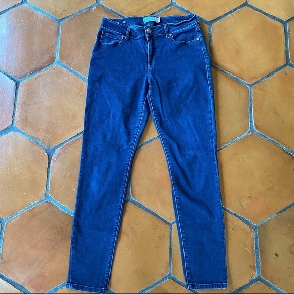 Cabi Curvy Skinny Jeans 3041 Dark Wash Denim - Picture 2 of 9